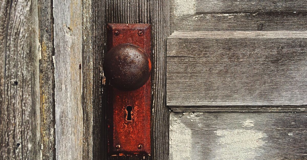 Mortise Lock vs. Cylinder Lock: What's on Your Old New Smyrna Beach Home — New Smyrna Beach Locksmith