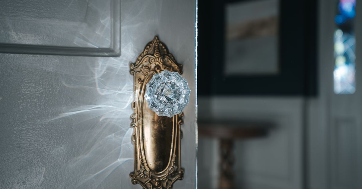 Door Knob Lock Installation — New Smyrna Beach Locksmith