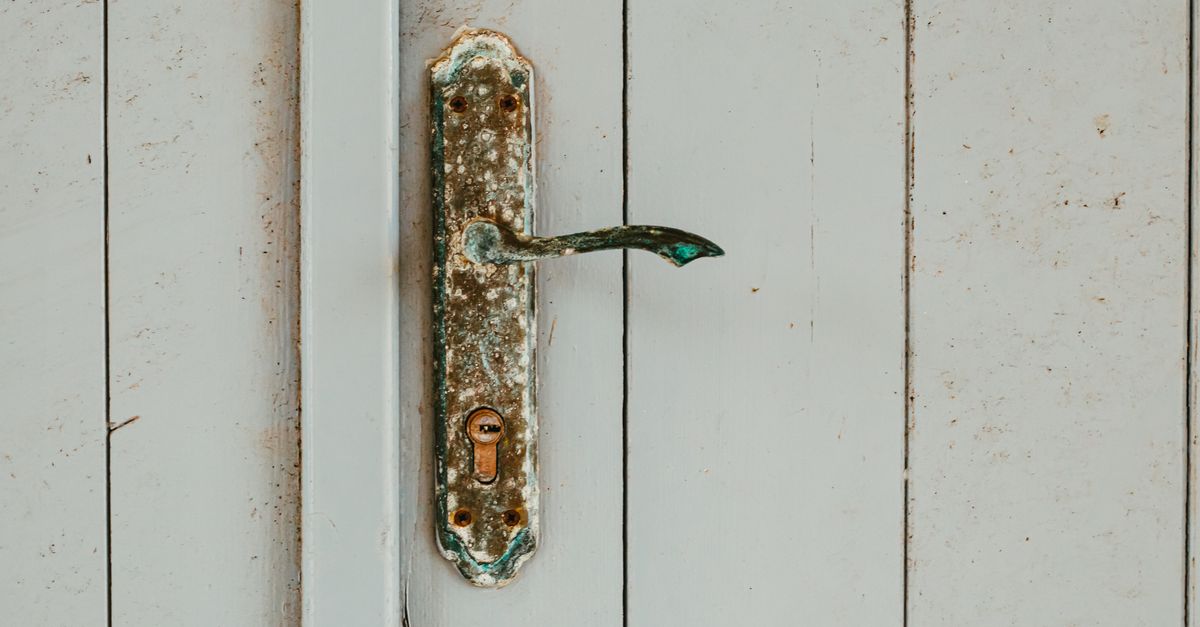 front door lock key — New Smyrna Beach Locksmith
